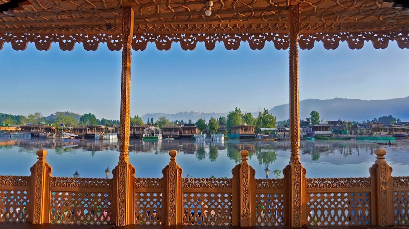 Mossess Group Of Houseboats Hotell Srīnagar Eksteriør bilde