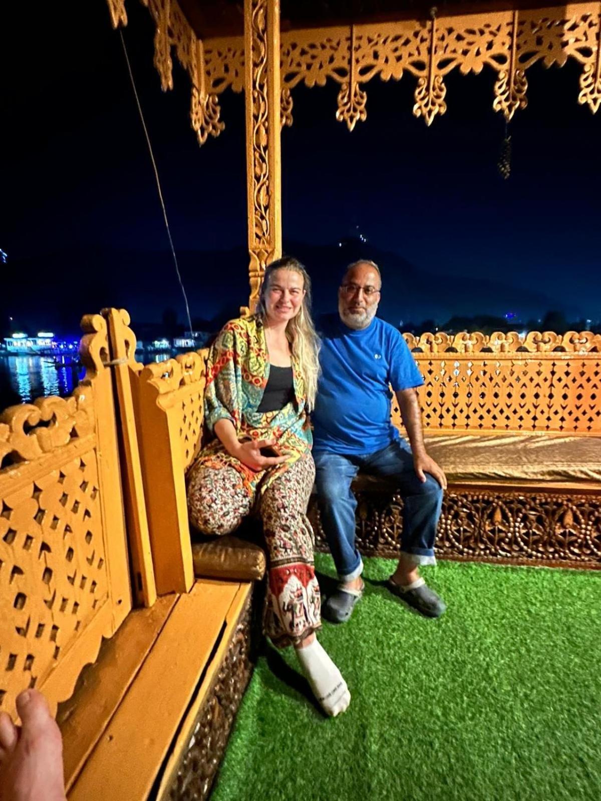 Mossess Group Of Houseboats Hotell Srīnagar Eksteriør bilde